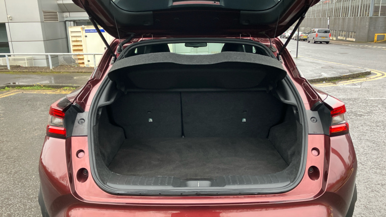 Nissan Juke 1.0 DiG-T 114 N-Connecta 5dr Petrol Hatchback